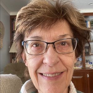 Meet your Posher, Candace